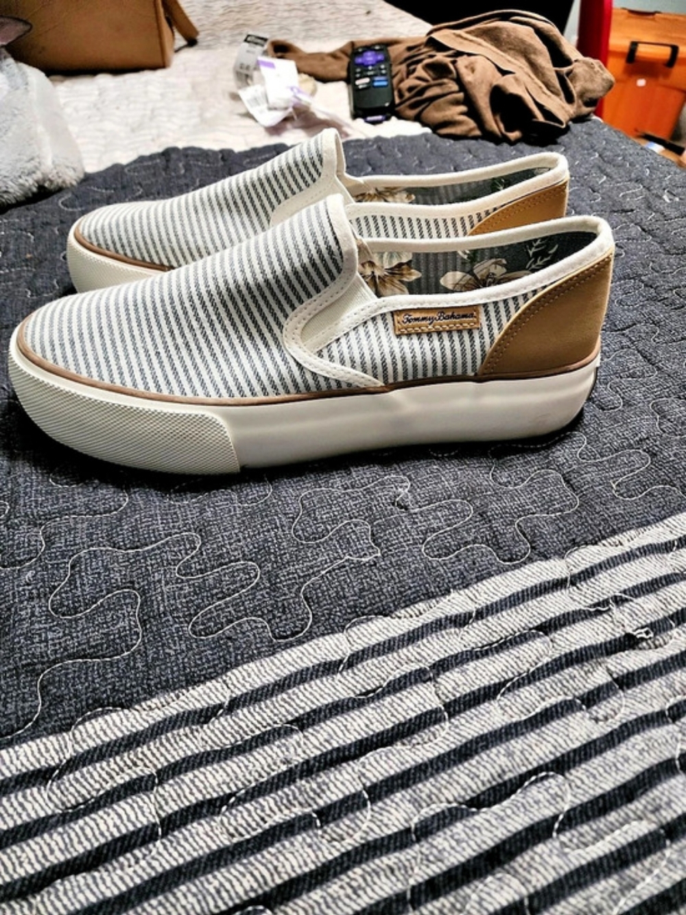 Tommy Bahama Plush Peace & Love Striped Sneakers in White & Brown US 8